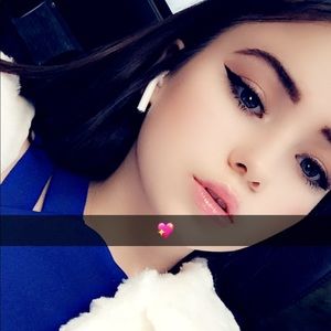 Meet your Posher, Natalie